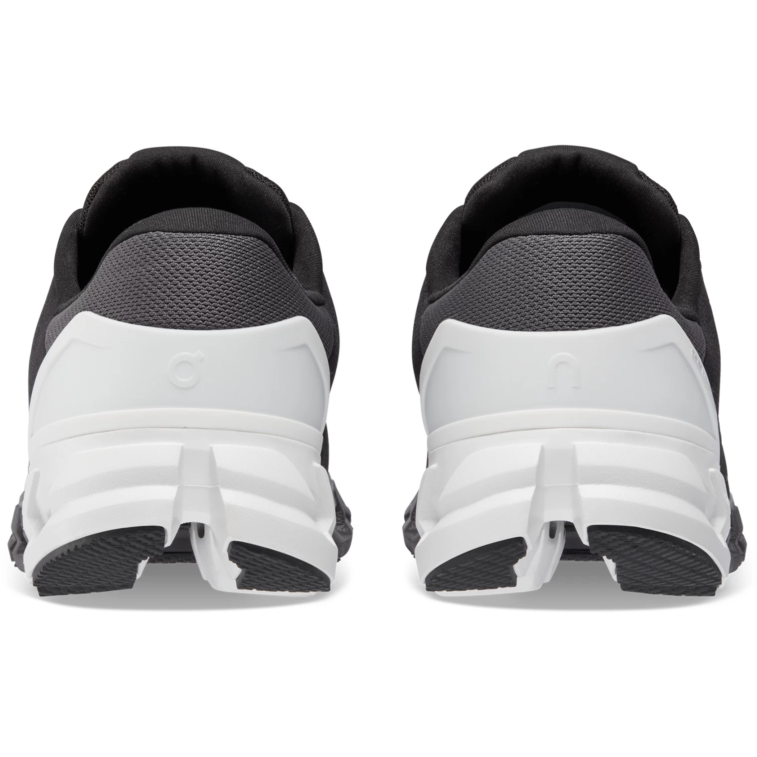On Running On Cloudflyer 4 Wide Running Shoe - Black & White 8 On Running On Cloudflyer 4 Wide Running Shoe - Black & White - Afbeelding 6