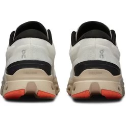 On Running On Cloudstratus 3 Dames Hardloopschoenen - Undyed-White & Sand 12 On Running On Cloudstratus 3 Dames Hardloopschoenen - Undyed-White & Sand -ON RUNNING Winkel on cloudstratus 3 women running shoe undyed white sand 6 1531565