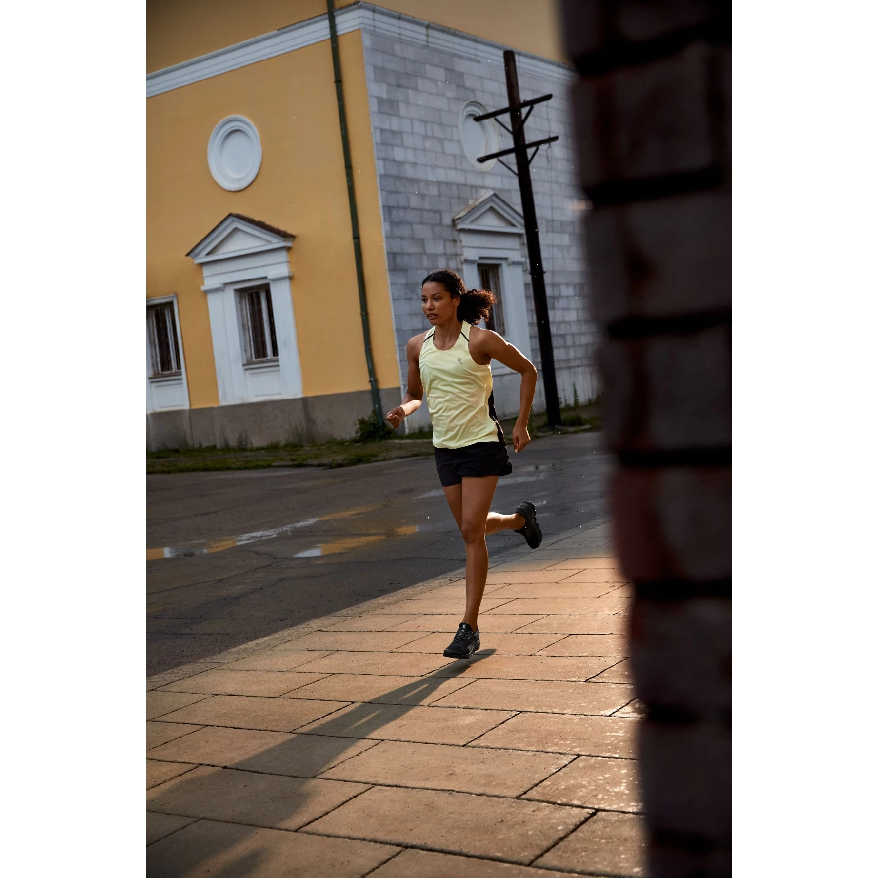 On Running On Cloudstratus Women Running Shoe - Black 11 On Running On Cloudstratus Women Running Shoe - Black - Afbeelding 9