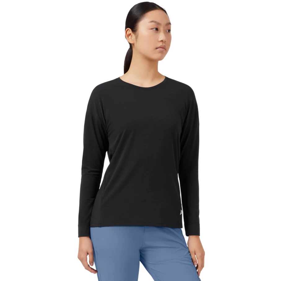 On Running On Comfort Long-T Women Long Sleeve Running Shirt - Black 3 On Running On Comfort Long-T Women Long Sleeve Running Shirt - Black