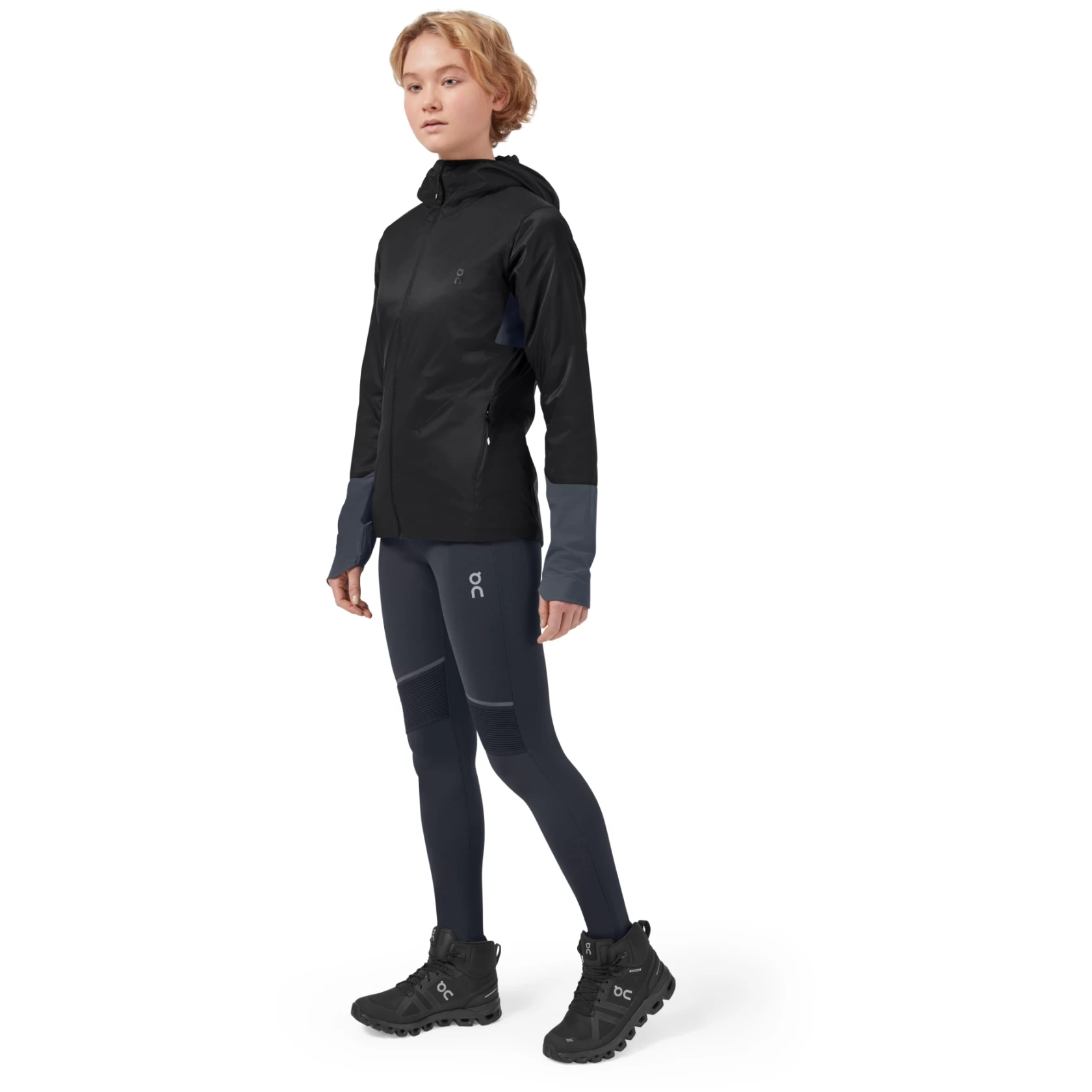 On Running On Insulator Jacket Women - Black & Dark 4 On Running On Insulator Jacket Women - Black & Dark - Afbeelding 2