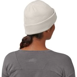 On Running On Merino Beanie - White 13 On Running On Merino Beanie - White -ON RUNNING Winkel on merino beanie white 5 991893