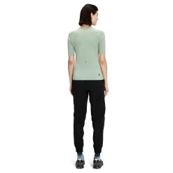 On Running On Merino-T Dames T-Shirt - Moss 11 On Running On Merino-T Dames T-Shirt - Moss -ON RUNNING Winkel on merino t women moss 3 1426499