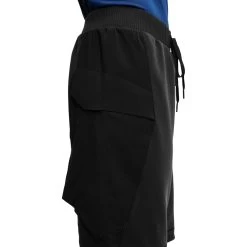 On Running On Movement Shorts - Black 13 On Running On Movement Shorts - Black -ON RUNNING Winkel on movement shorts black 6 1152220