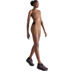 On Running On Performance Bra Sport-BH - Cocoa L Black 11 On Running On Performance Bra Sport-BH - Cocoa L Black -ON RUNNING Winkel on performance bra cocoa black 3 1566967