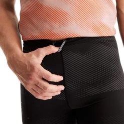 On Running On Performance Winter Tights Lumos Heren Hardloopbroek - Zwart 14 On Running On Performance Winter Tights Lumos Heren Hardloopbroek - Zwart -ON RUNNING Winkel on performance winter tights lumos men black 7 1567056