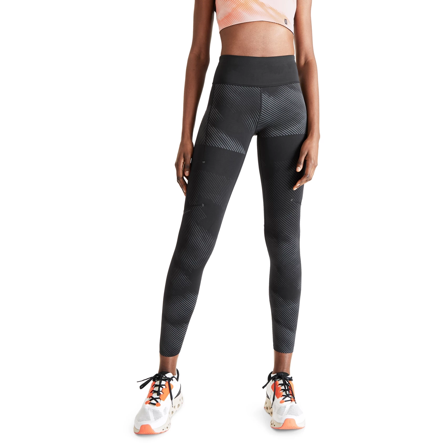 On Running On Performance Winter Tights Lumos Dames Hardloopbroek - Zwart 4 On Running On Performance Winter Tights Lumos Dames Hardloopbroek - Zwart - Afbeelding 2