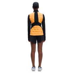 On Running On Climate Dames Jas - Mango & Black 13 On Running On Climate Dames Jas - Mango & Black -ON RUNNING Winkel on running climate jacket women mango black 4 1279401