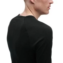 On Running On Merino-T Shirt - Black -ON RUNNING Winkel on running merino t shirt black 8 1280159