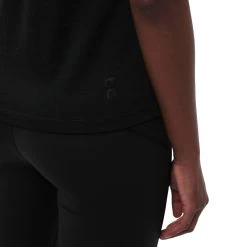 On Running On Merino-T Dames T-Shirt - Black 16 On Running On Merino-T Dames T-Shirt - Black -ON RUNNING Winkel on running merino t shirt women black 8 1280791
