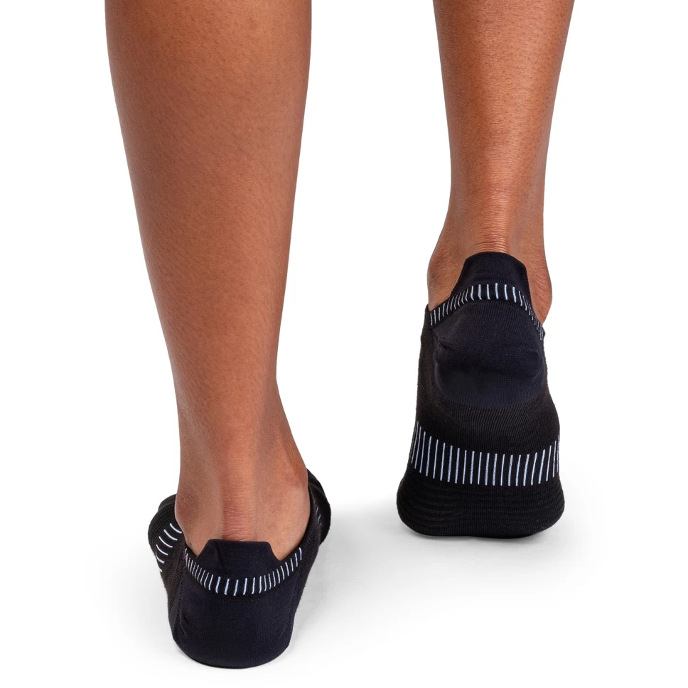 On Running On Ultralight Low Sock Women - Black & White 6 On Running On Ultralight Low Sock Women - Black & White - Afbeelding 4