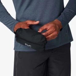 On Running On Weather Vest - Black 21 On Running On Weather Vest - Black -ON RUNNING Winkel on running weather vest black 10 858834