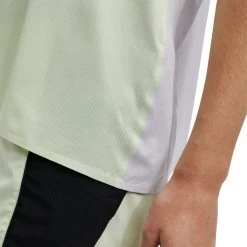 On Running On Tank-T Dames Hardloopshirt - Meadow & Glacier 13 On Running On Tank-T Dames Hardloopshirt - Meadow & Glacier -ON RUNNING Winkel on tank t women running shirt meadow glacier 7 1153743