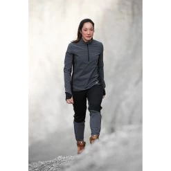 On Running On Trail Breaker Women Long Sleeve Running Shirt - Dark & Black -ON RUNNING Winkel on trail breaker women long sleeve running shirt dark black 8 949088
