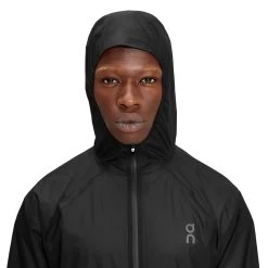 On Running On Ultra Hardloopjack Heren - Zwart 13 On Running On Ultra Hardloopjack Heren - Zwart -ON RUNNING Winkel on ultra jacket men black 4 1515990